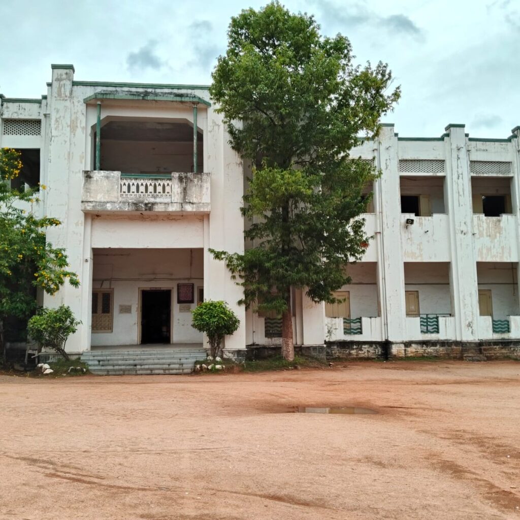 WhatsApp Image 2025-10-28 at 2.21.14 AM